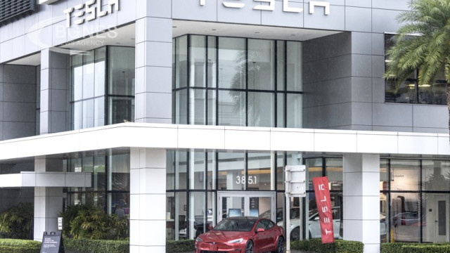 Tesla has officially launched a project for a massive battery factory in Shanghai - the US electric carmaker's second plant in the Chinese city